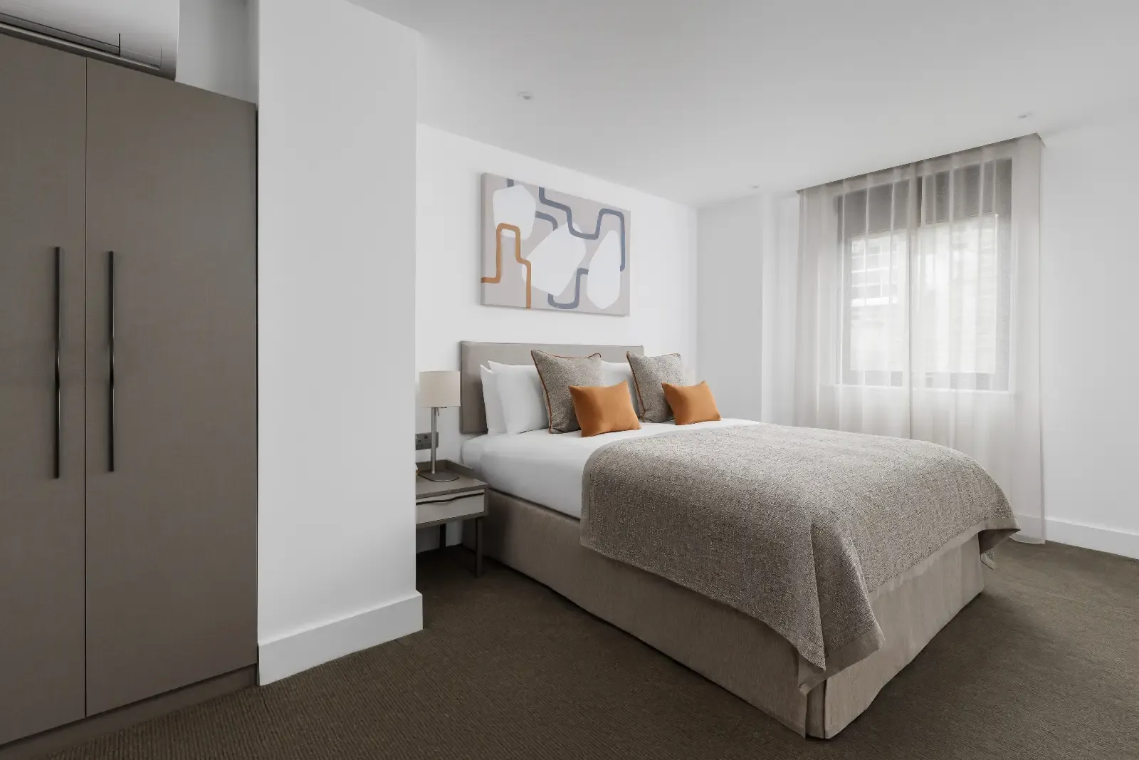 View Forth House by Supercity Aparthotels - One Bedroom Executive Suite in 6 Broughton Street Lane, EH1 3LY Forth House by Supercity Aparthotels - One Bedroom Executive Suite in 6 Broughton Street Lane, EH1 3LY - Property image 3 - VivreStays