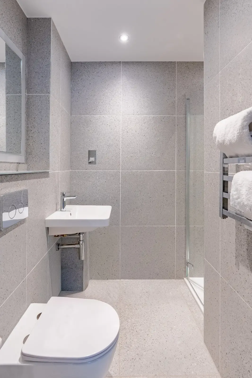 The Jubilee by Supercity Aparthotels - Executive Two Bedroom Suite in 163 The Headrow, LS1 5RD - Property image 4 - VivreStays