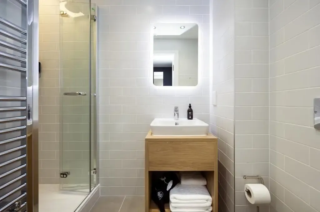 View Cosy Grassmarket Studio with Fully-Equipped Kitchen | Sleeps 2 Cosy Grassmarket Studio with Fully-Equipped Kitchen | Sleeps 2 serviced apartment - Edinburgh - VivreStays