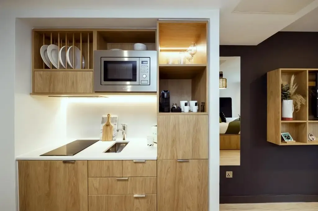 Two Bedroom Grassmarket Apartment with Castle Views | Edinburgh | Sleeps 6 in 26 King's Stables Road, Edinburgh, EH1 2JY, United Kingdom - Property image 2 - VivreStays