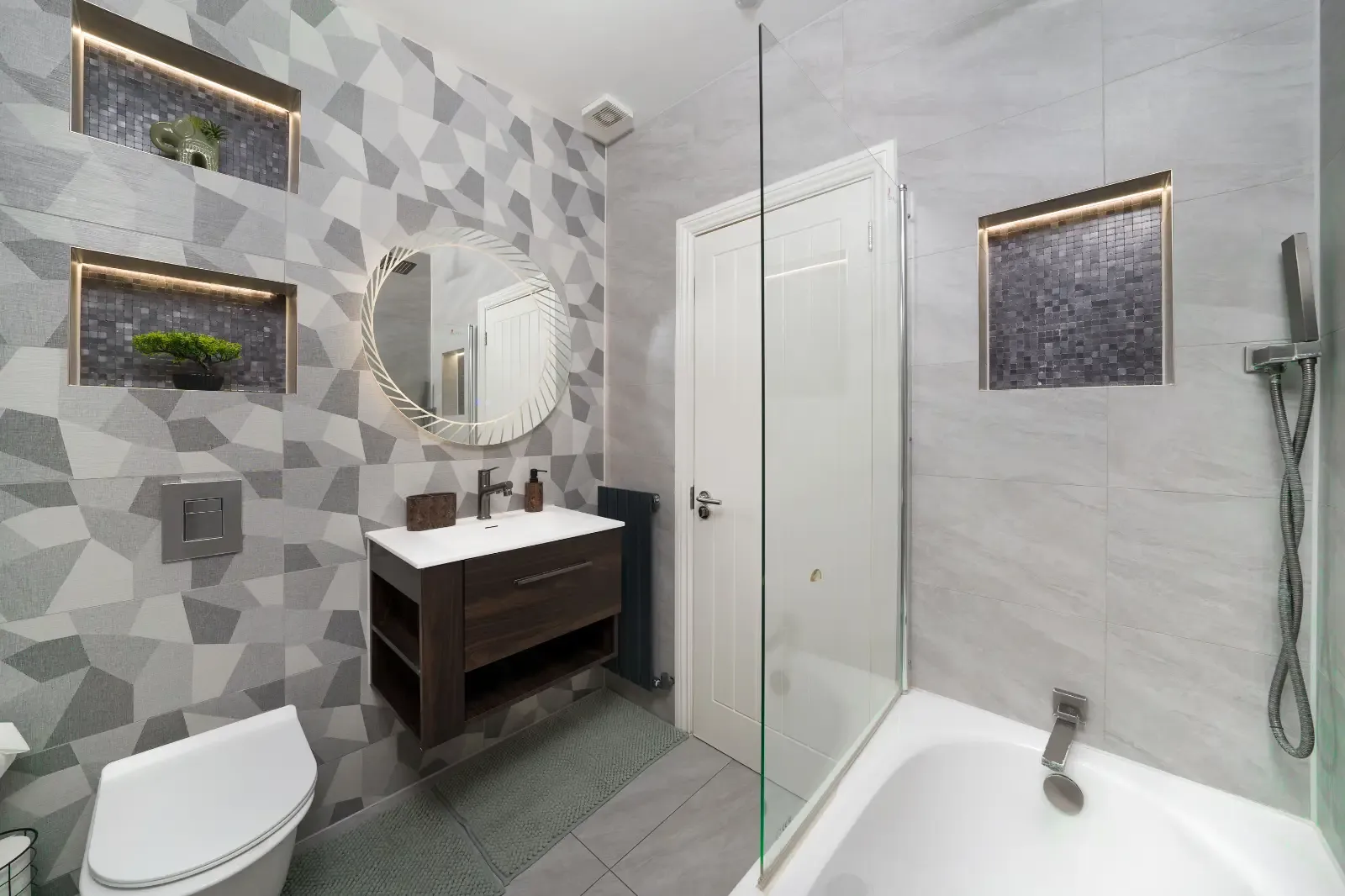 Veer Drive Residence 1 — Executive Serviced Accommodation for Teams in 1 Veer Drive, HA1 4WR - Property image 31 - VivreStays