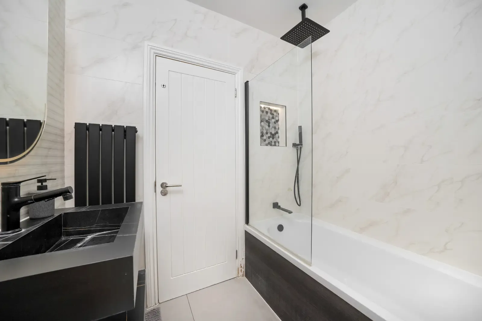 Veer Drive Residence 1 — Executive Serviced Accommodation for Teams in 1 Veer Drive, HA1 4WR - Property image 44 - VivreStays