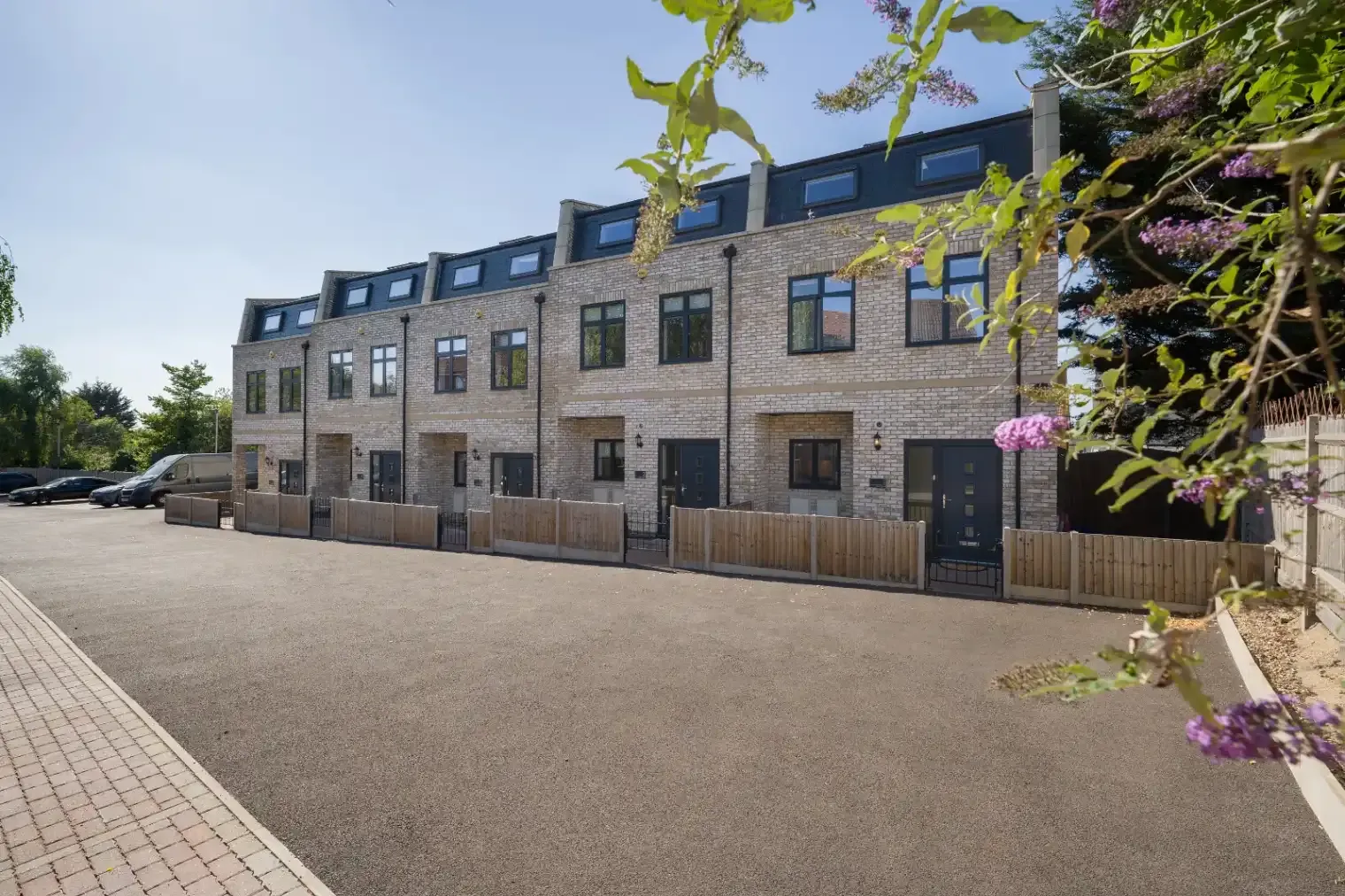 Veer Drive Residence 1 — Executive Serviced Accommodation for Teams in 1 Veer Drive, HA1 4WR - Property image 45 - VivreStays