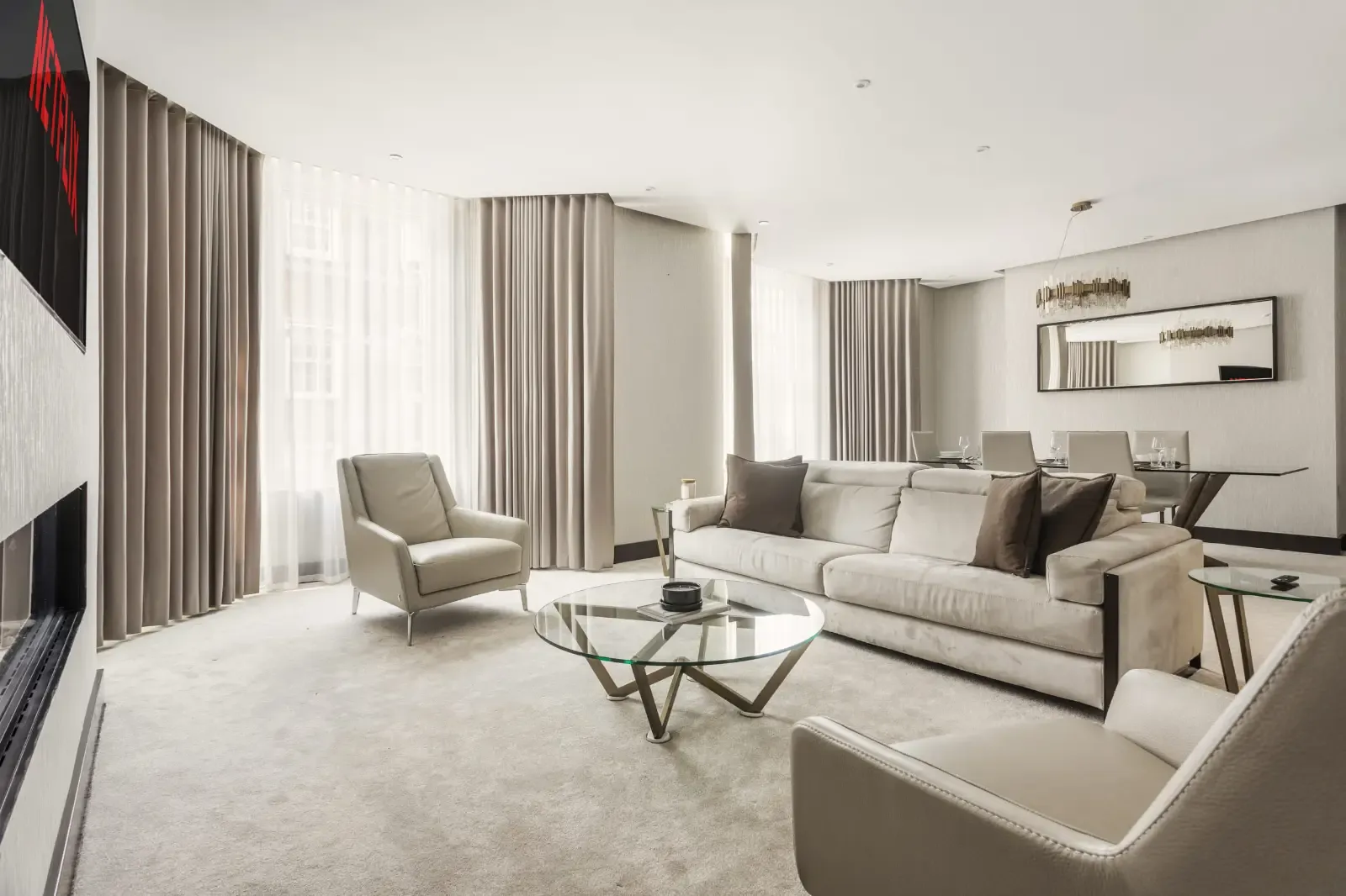 Spacious Marylebone 3BR Apartment | Near Hyde Park in 39 Upper Montagu Street, W1H 1FR - Property image 2 - VivreStays