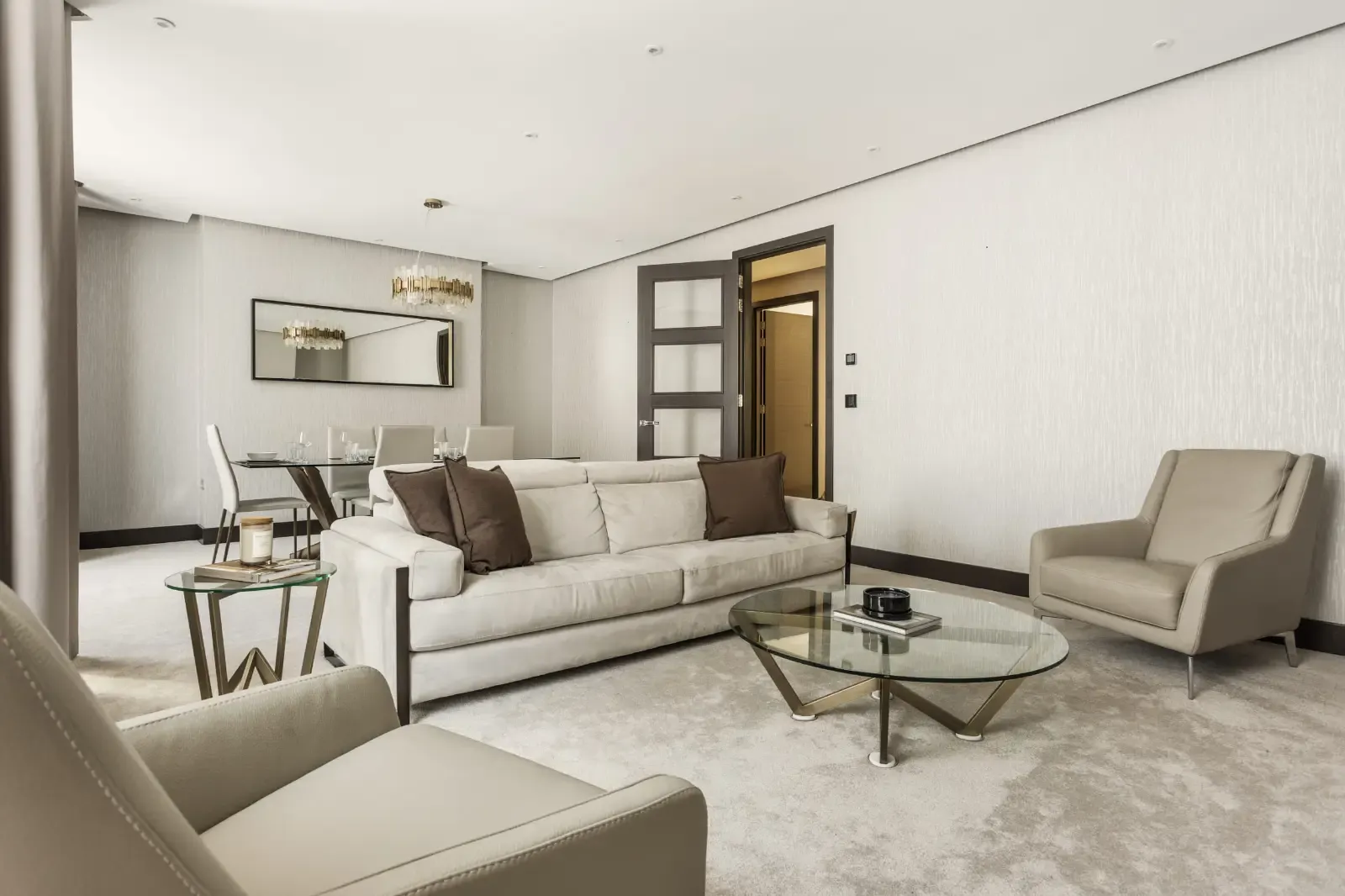 Spacious Marylebone 3BR Apartment | Near Hyde Park in 39 Upper Montagu Street, W1H 1FR - Property image 15 - VivreStays