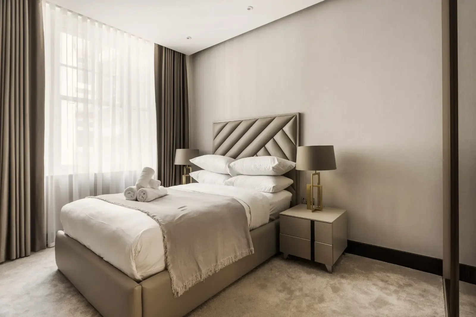 Spacious Marylebone 3BR Apartment | Near Hyde Park in 39 Upper Montagu Street, W1H 1FR - Property image 23 - VivreStays