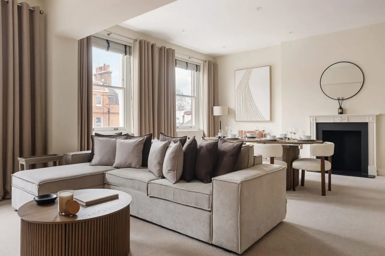 Elegant Knightsbridge 2BR Apartment | Near Harrods in 18 Cadogan Square, Kensington and Chelsea, London, SW1X 0JS, United Kingdom - Property image 17 - VivreStays