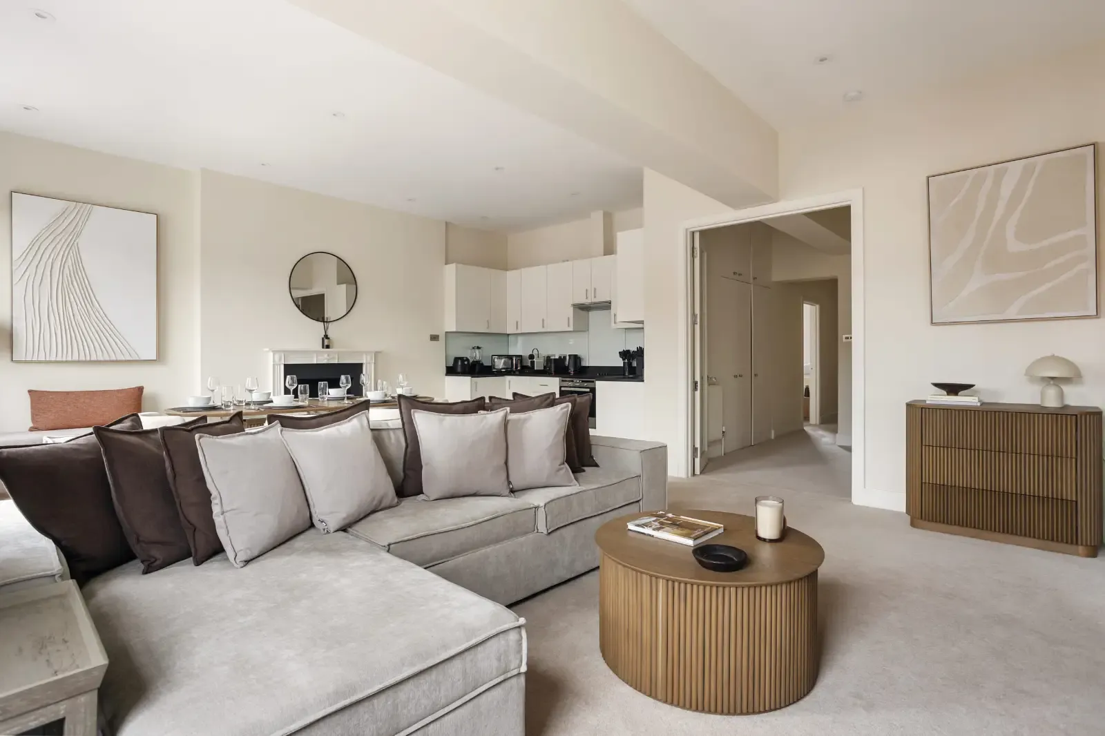 Elegant Knightsbridge 2BR Apartment | Near Harrods in 18 Cadogan Square, Kensington and Chelsea, London, SW1X 0JS, United Kingdom - Property image 21 - VivreStays
