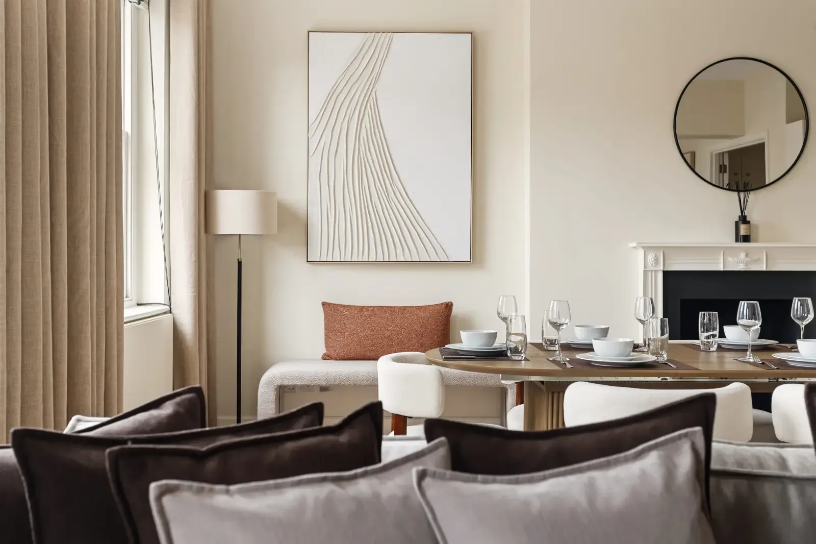 Elegant Knightsbridge 2BR Apartment | Near Harrods in 18 Cadogan Square, Kensington and Chelsea, London, SW1X 0JS, United Kingdom - Property image 23 - VivreStays