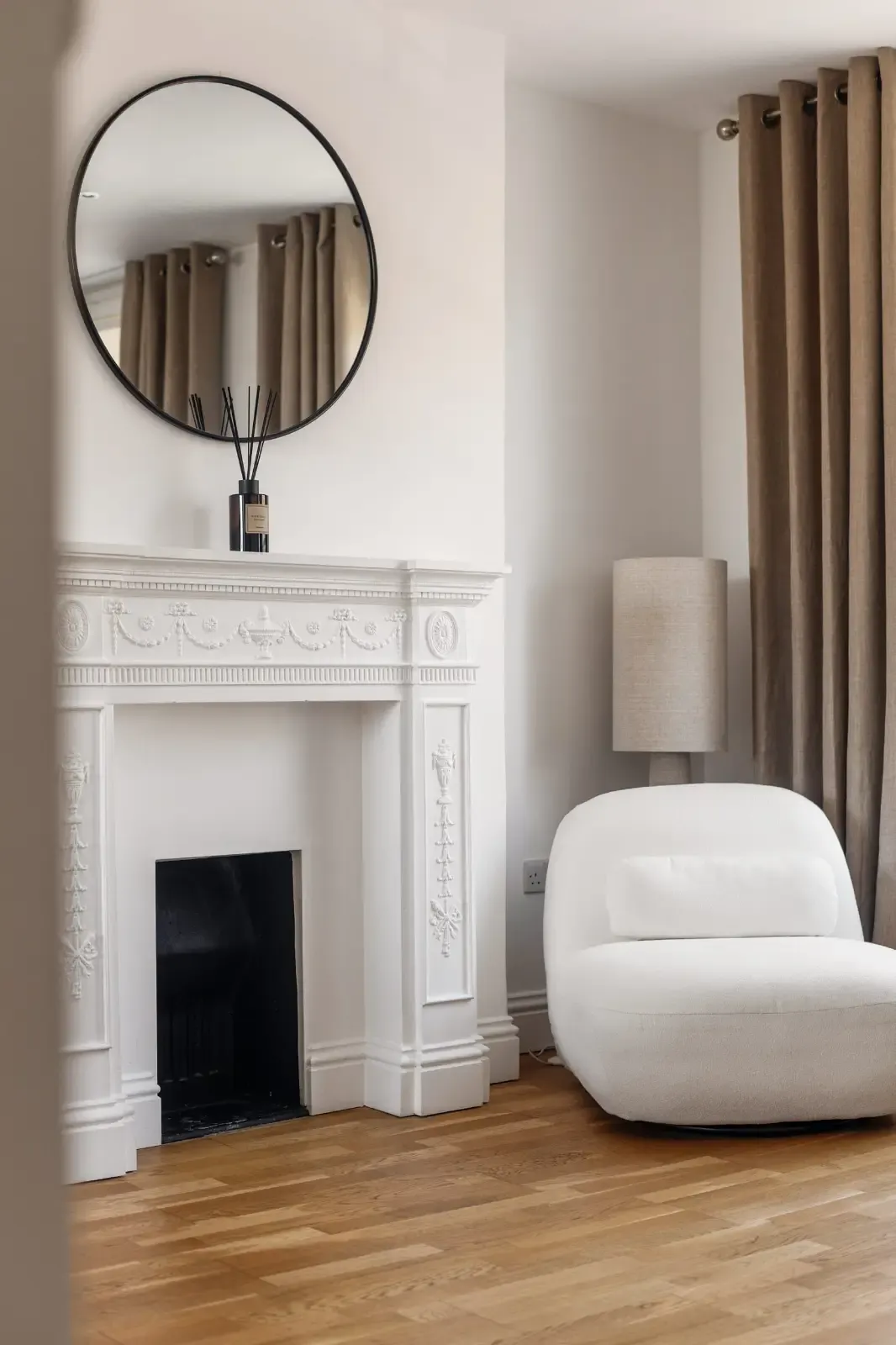 View 2BR Chelsea Apartment | Radnor Walk & Sloane Square in 39 Radnor Walk, SW3 4BP 2BR Chelsea Apartment | Radnor Walk & Sloane Square in 39 Radnor Walk, SW3 4BP - Property image 24 - VivreStays