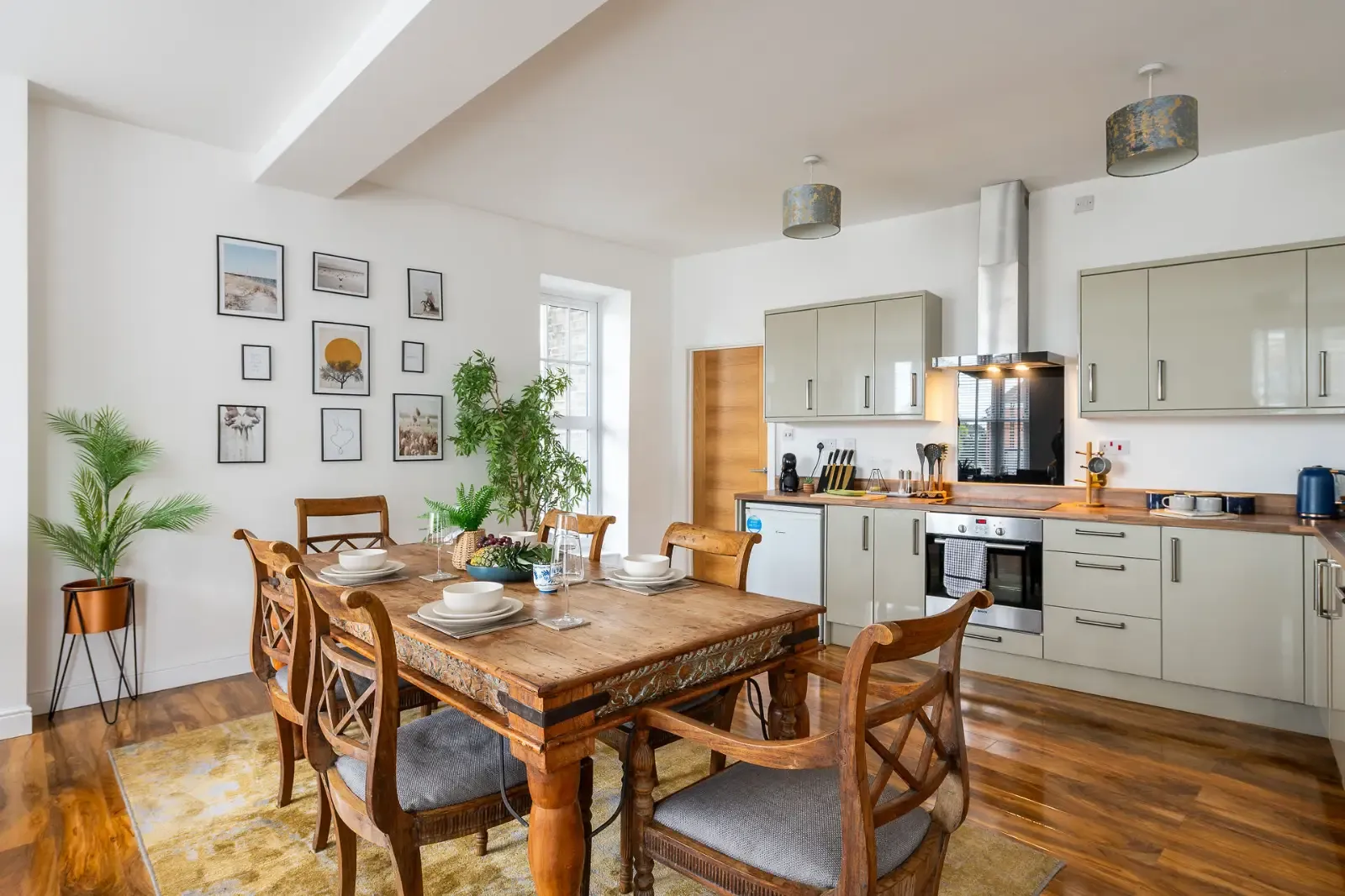 Spacious, Well-Equipped Apartment: Wi-Fi & Parking serviced apartment - Great Yarmouth - VivreStays