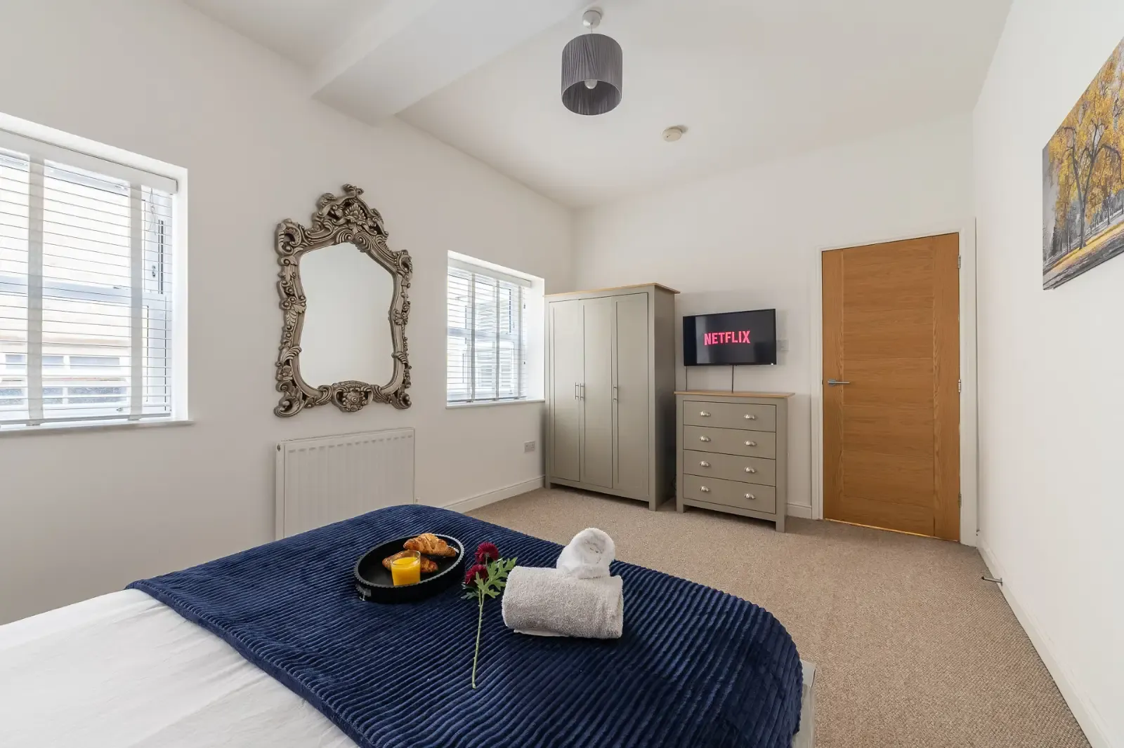 Spacious, Well-Equipped Apartment: Wi-Fi & Parking in NR30 2PA - Property image 8 - VivreStays