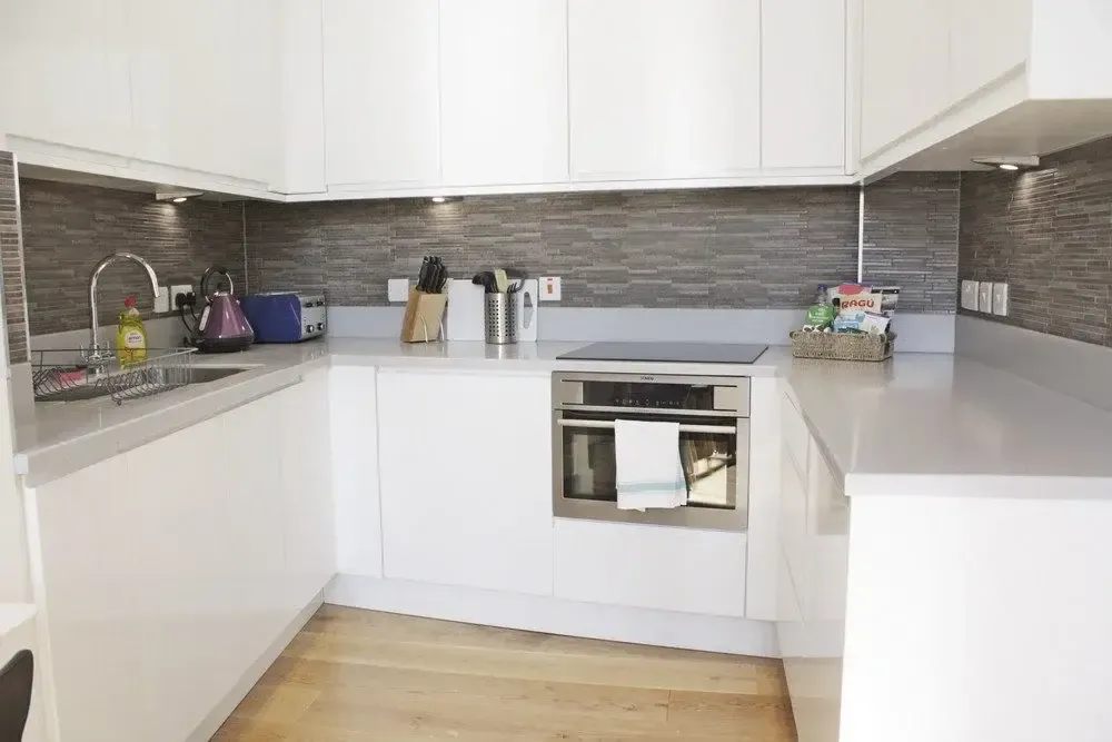 Shard View Apartments One-Bedroom in 19 St. Mary At Hill, EC3R 8EE - Property image 7 - VivreStays