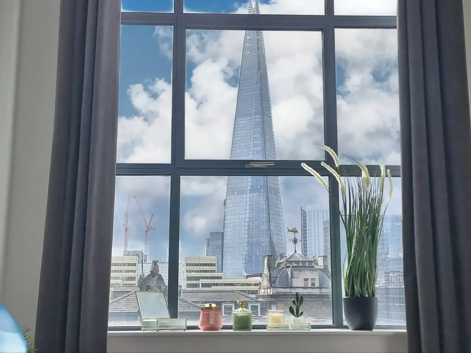 Shard View Apartments Penthouse in 19 St. Mary At Hill, EC3R 8EE - Property image 7 - VivreStays