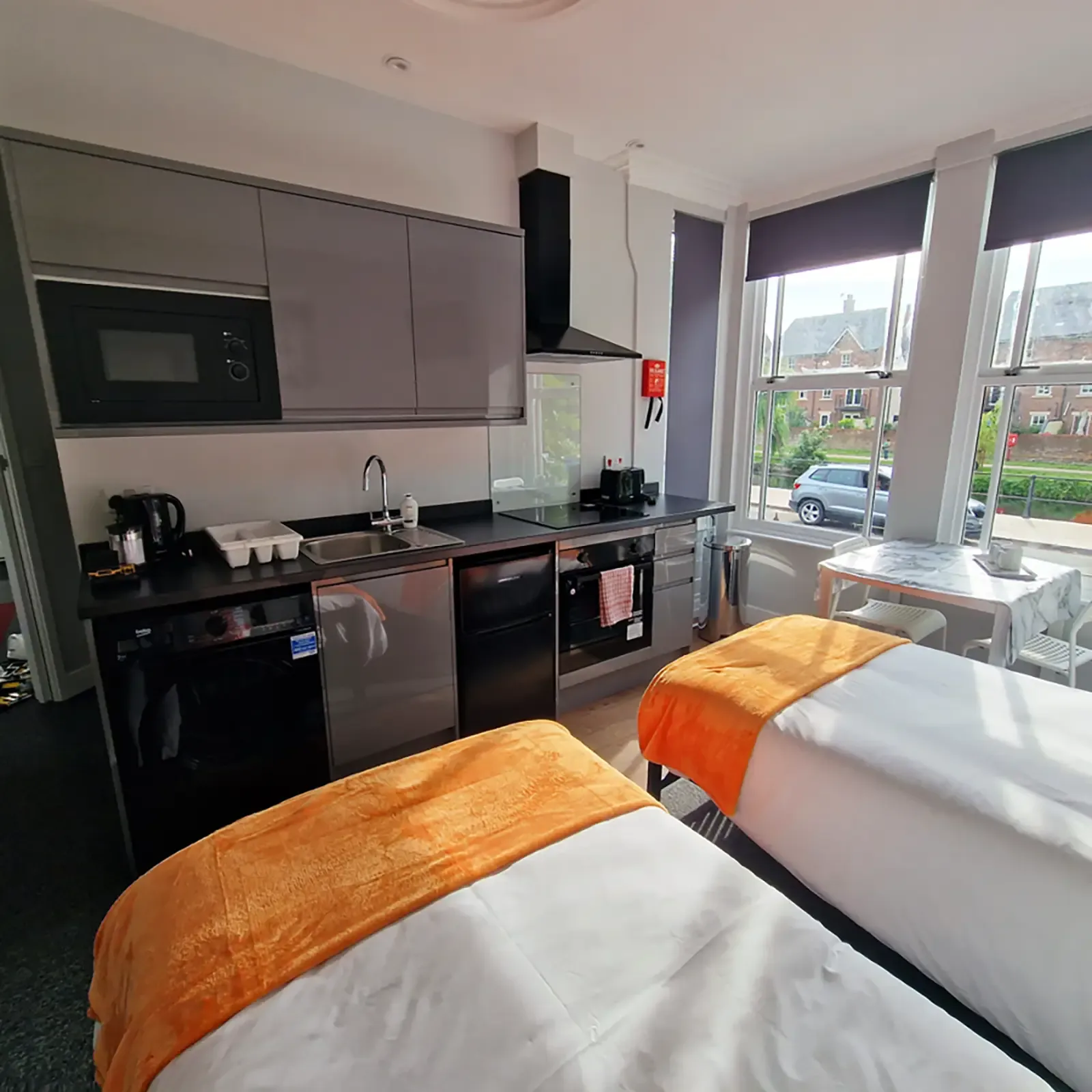 View RH Studio 2 RH Studio 2 serviced apartment - Norwich - VivreStays