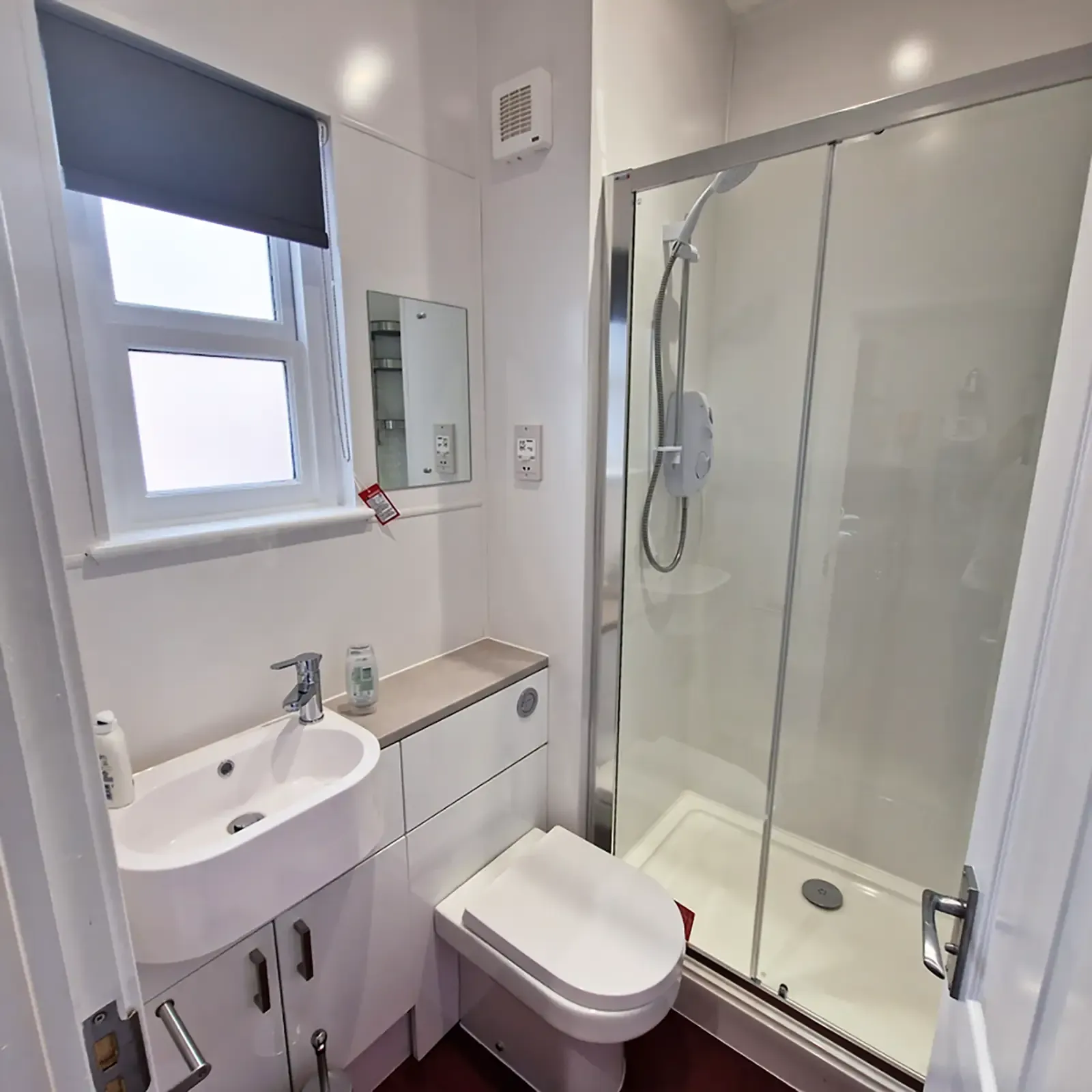 RH Studio 3 in 19 Riverside Road, Norwich, NR1 1SR, United Kingdom - Property image 2 - VivreStays