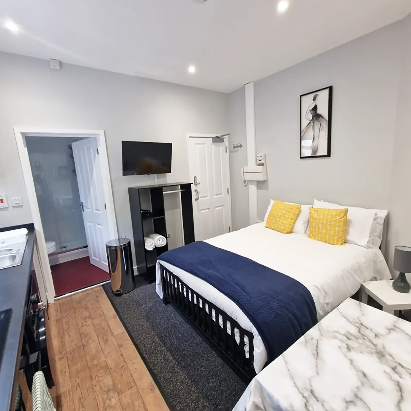 RH Studio 3 in 19 Riverside Road, Norwich, NR1 1SR, United Kingdom - Property image 5 - VivreStays