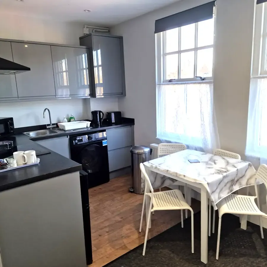 RH Apartment 4 in 19 Riverside Road, Norwich, NR1 1SR, United Kingdom - Property image 7 - VivreStays