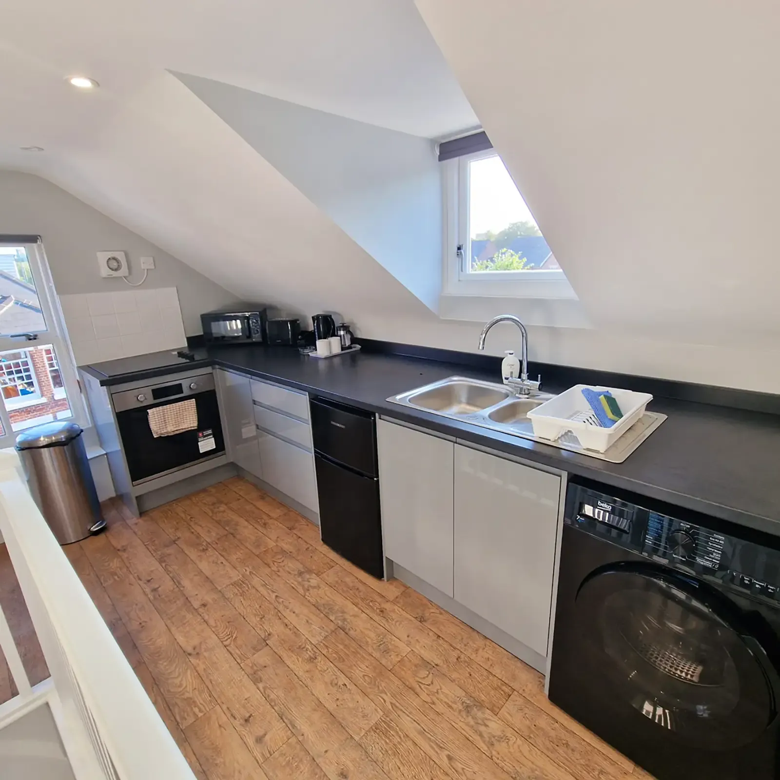 RH Apartment 5 in 19 Riverside Road, Norwich, NR1 1SR, United Kingdom - Property image 11 - VivreStays