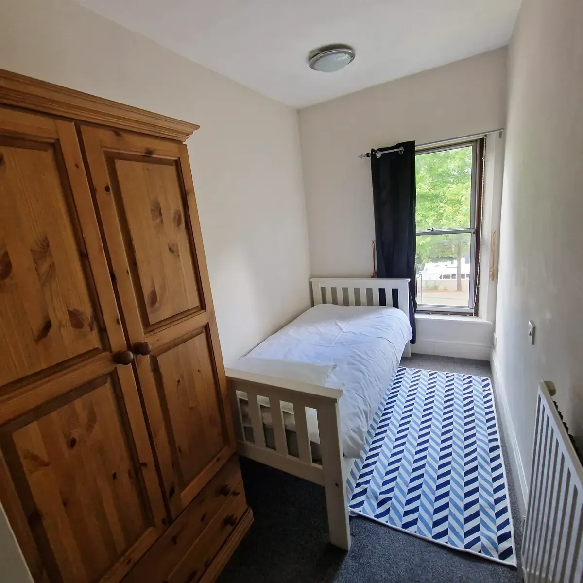 Trade Stay House in 39 Riverside Road, Norwich, NR1 1SR, United Kingdom - Property image 3 - VivreStays