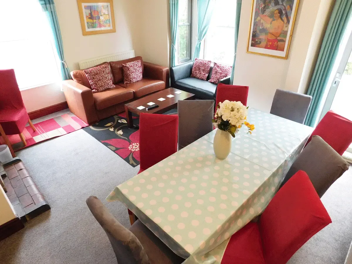 Trade Stay House in 39 Riverside Road, Norwich, NR1 1SR, United Kingdom - Property image 5 - VivreStays