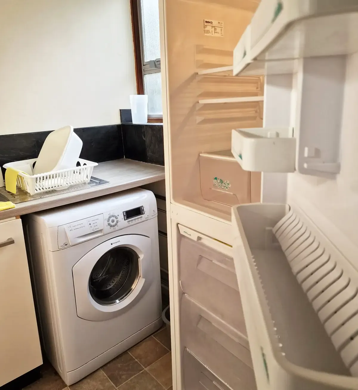 Trade Stay House in 39 Riverside Road, Norwich, NR1 1SR, United Kingdom - Property image 17 - VivreStays
