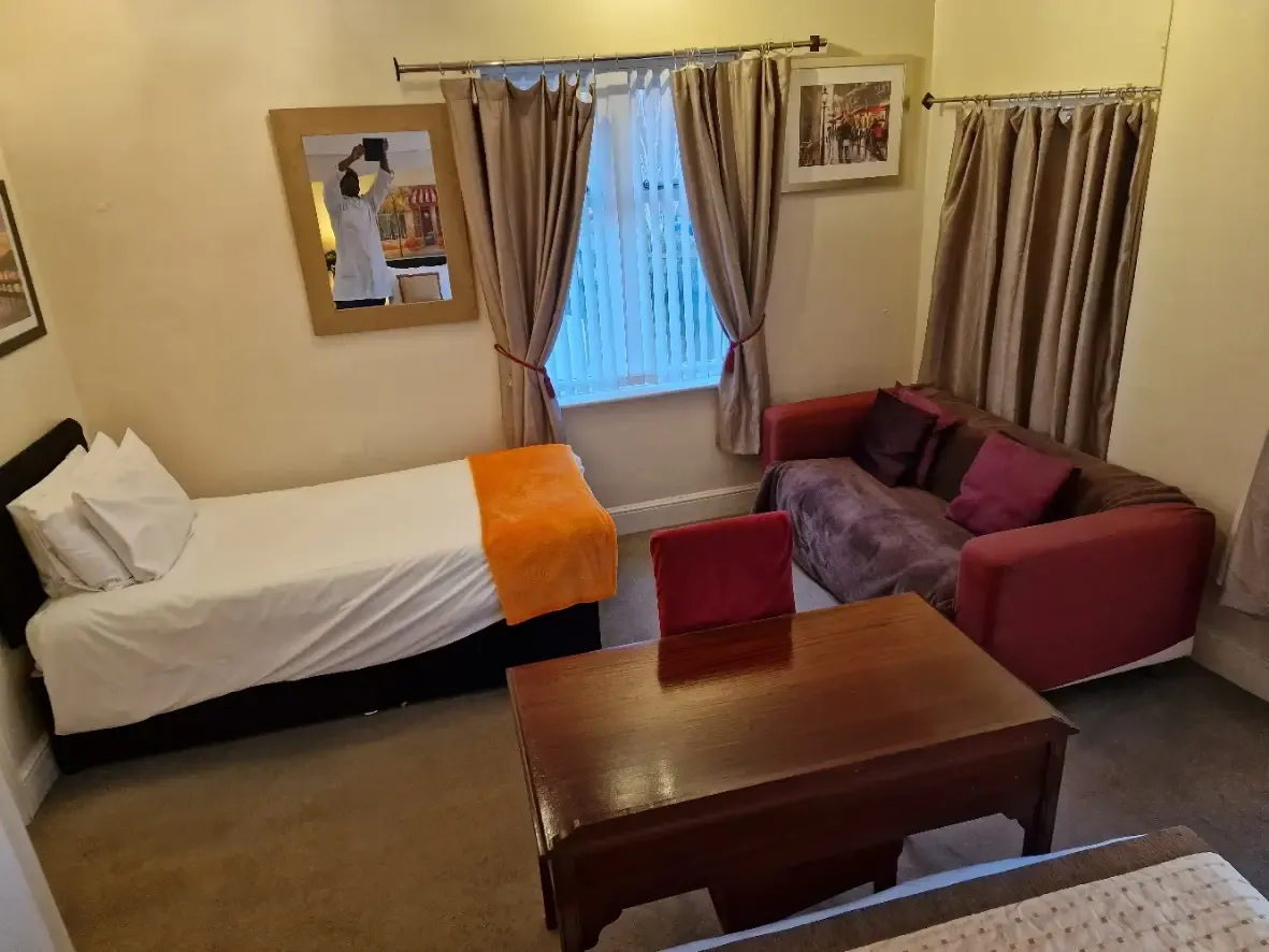 View Trade Stay Inn Trade Stay Inn serviced apartment - UK - VivreStays