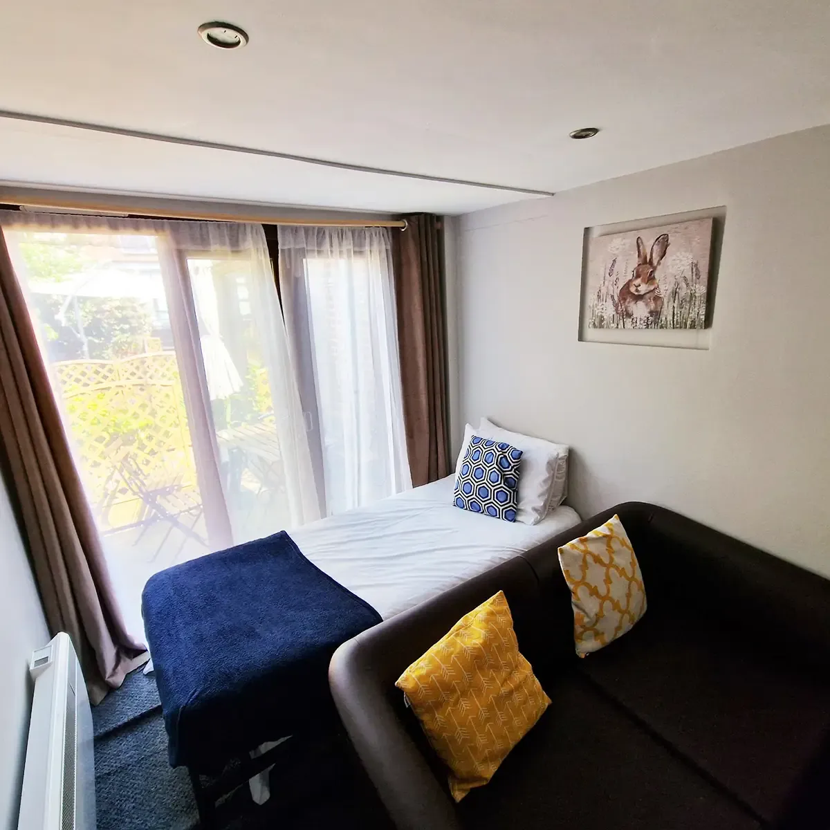 Colegate Apt 1 in 17 Colegate, NR3 1BN - Property image 8 - VivreStays