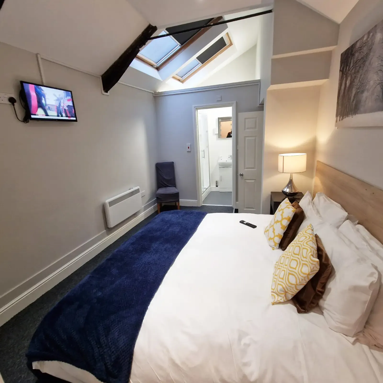 Colegate Apt 1 in 17 Colegate, NR3 1BN - Property image 10 - VivreStays