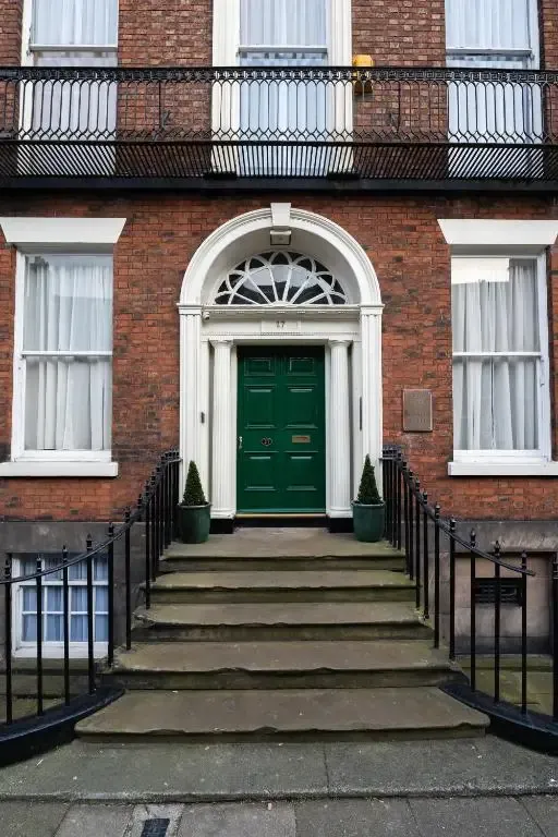 27 Rodney Street serviced apartment - Liverpool - VivreStays
