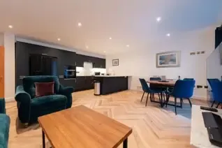 Staten Court serviced apartment - Liverpool - VivreStays
