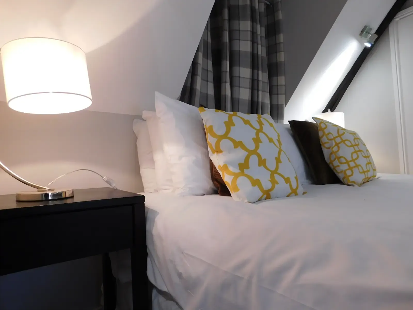 City View Studio Apartment in 17 Colegate, NR3 1BN - Property image 6 - VivreStays