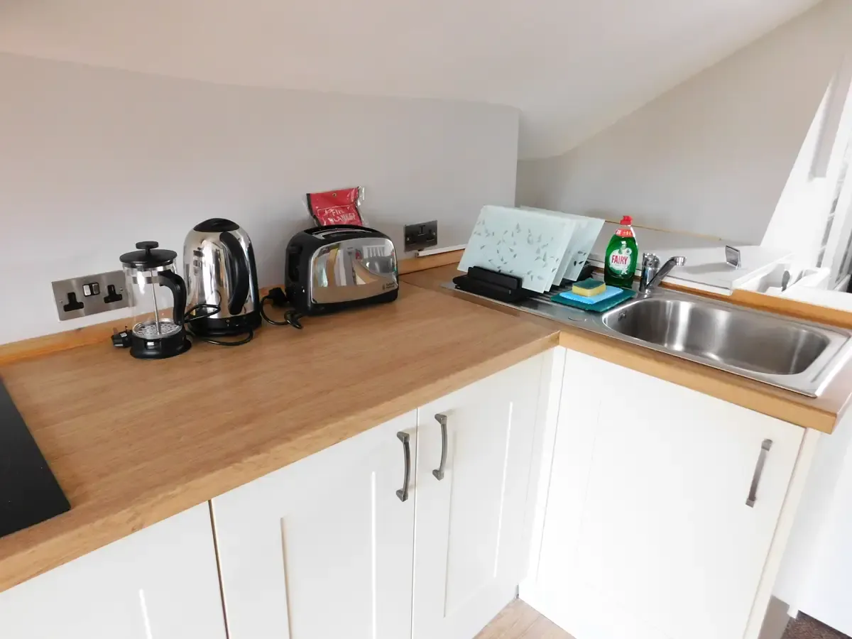 City View Studio Apartment in 17 Colegate, NR3 1BN - Property image 17 - VivreStays