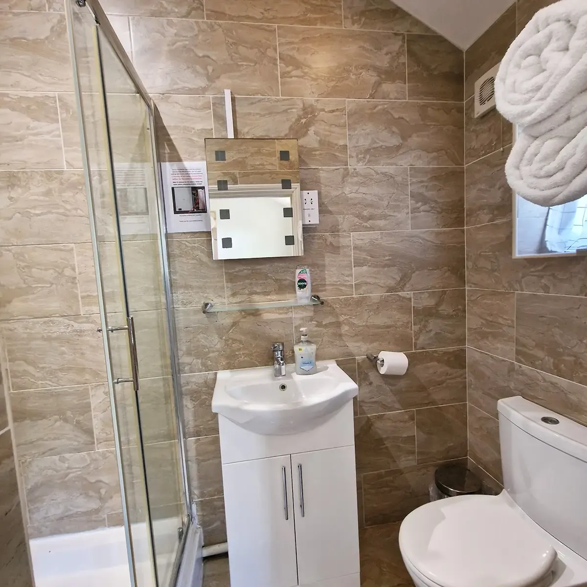 Courtyard Place in 17 Colegate, Norwich, NR3 1BN, United Kingdom - Property image 16 - VivreStays