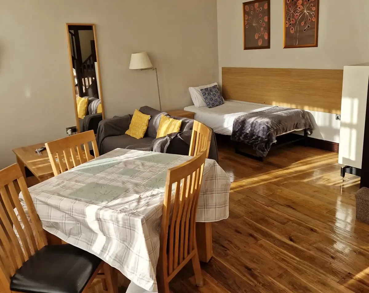 View Lodge 5 in 17 Colegate, NR3 1BN Lodge 5 in 17 Colegate, NR3 1BN - Property image 6 - VivreStays