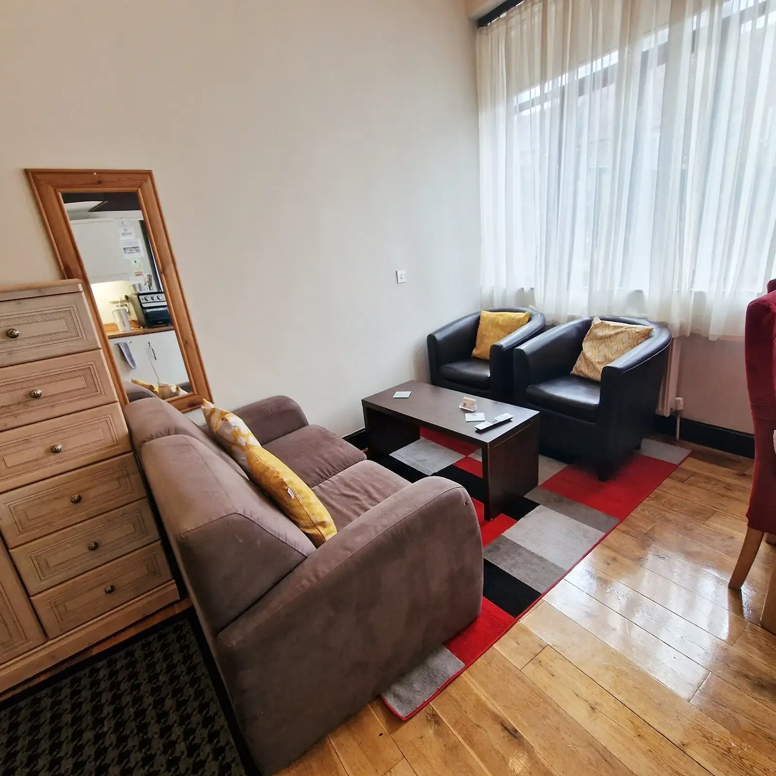 View Lodge 6 Lodge 6 serviced apartment - Norwich - VivreStays