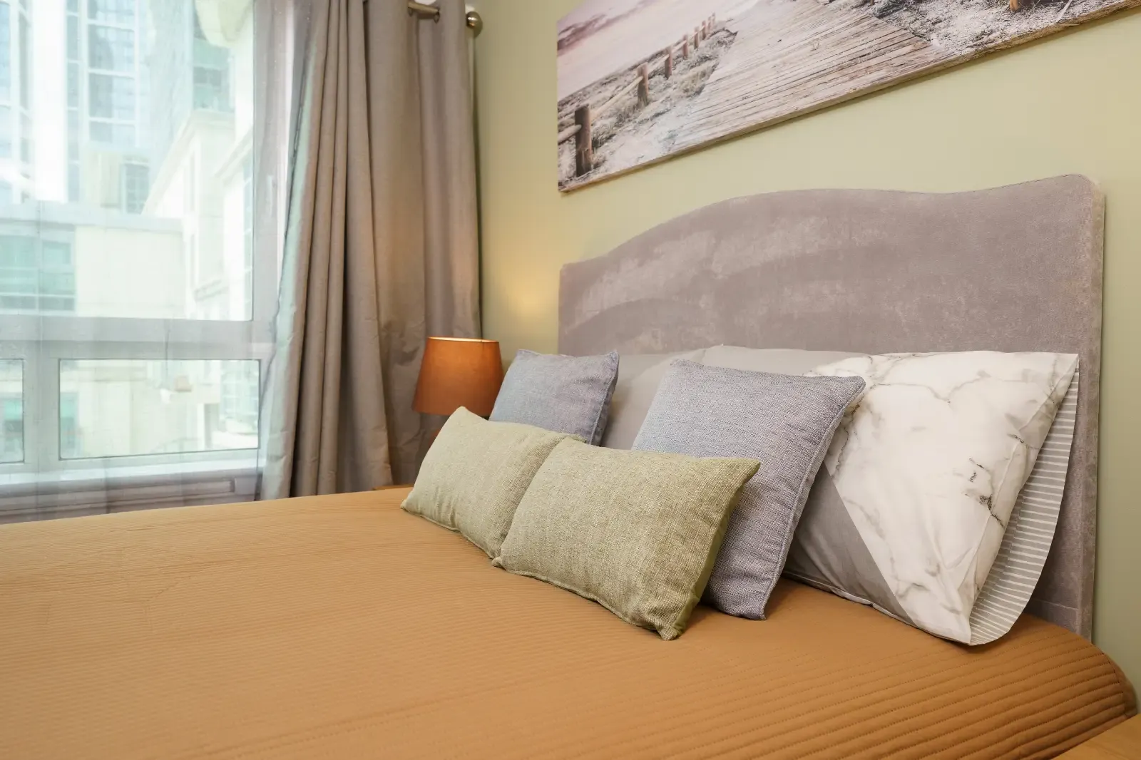 St George Wharf Apartment in SW8 2LS - Property image 3 - VivreStays