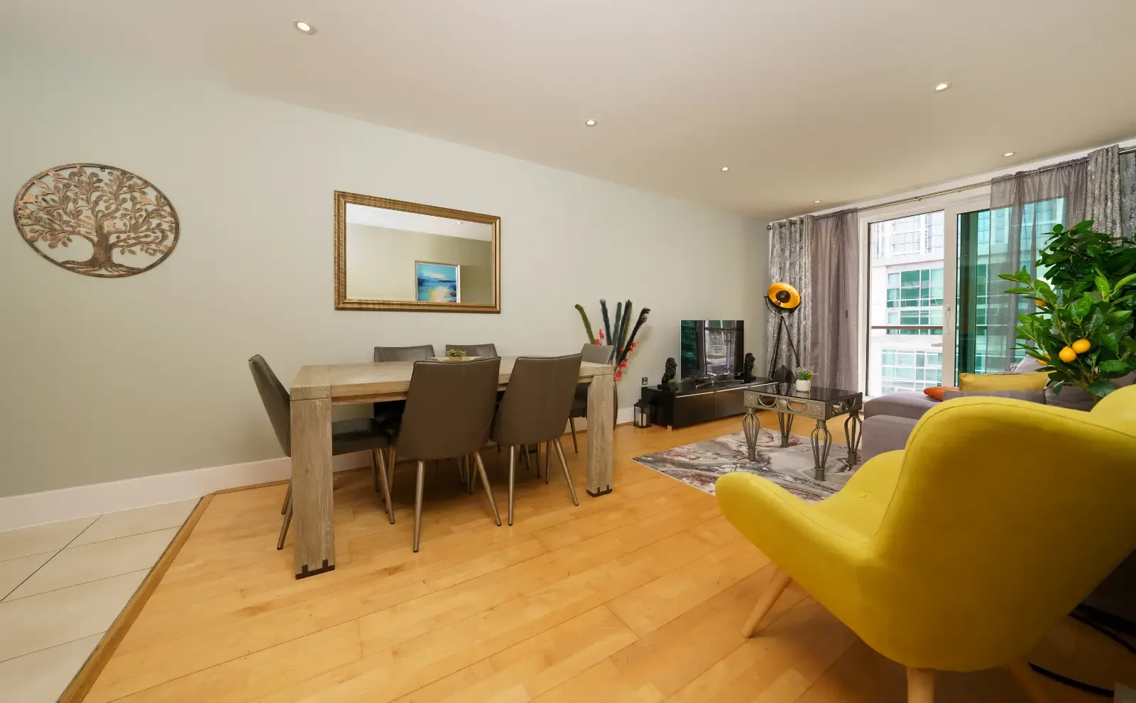 St George Wharf Apartment in SW8 2LS - Property image 12 - VivreStays