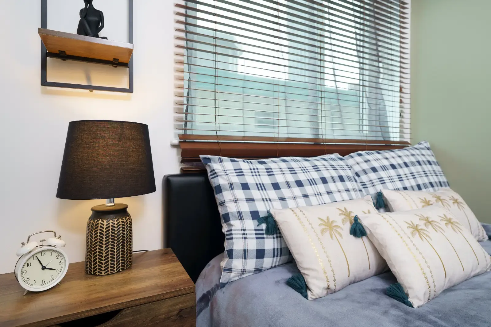 Thames View Apartment in SW8 2LS - Property image 14 - VivreStays