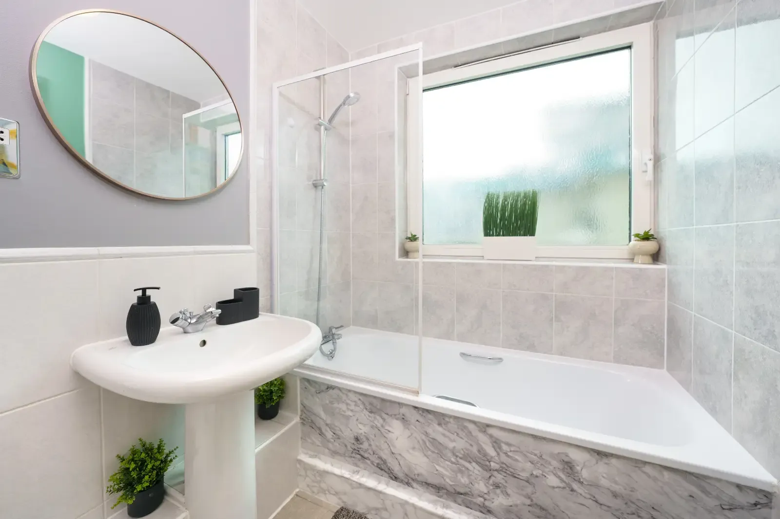 Thames View Apartment in SW8 2LS - Property image 15 - VivreStays