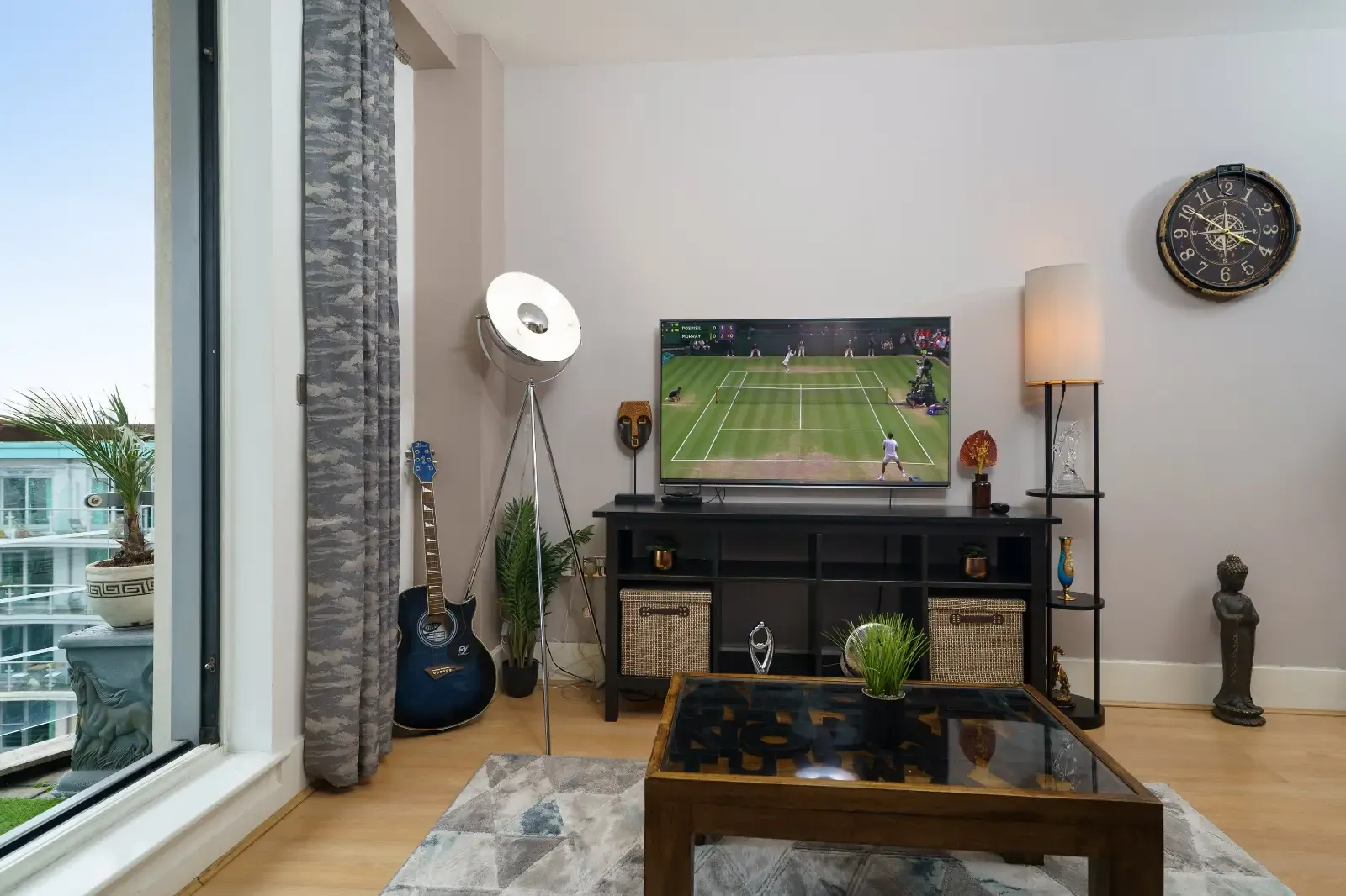 River Side Apartment in SW8 2LS - Property image 17 - VivreStays