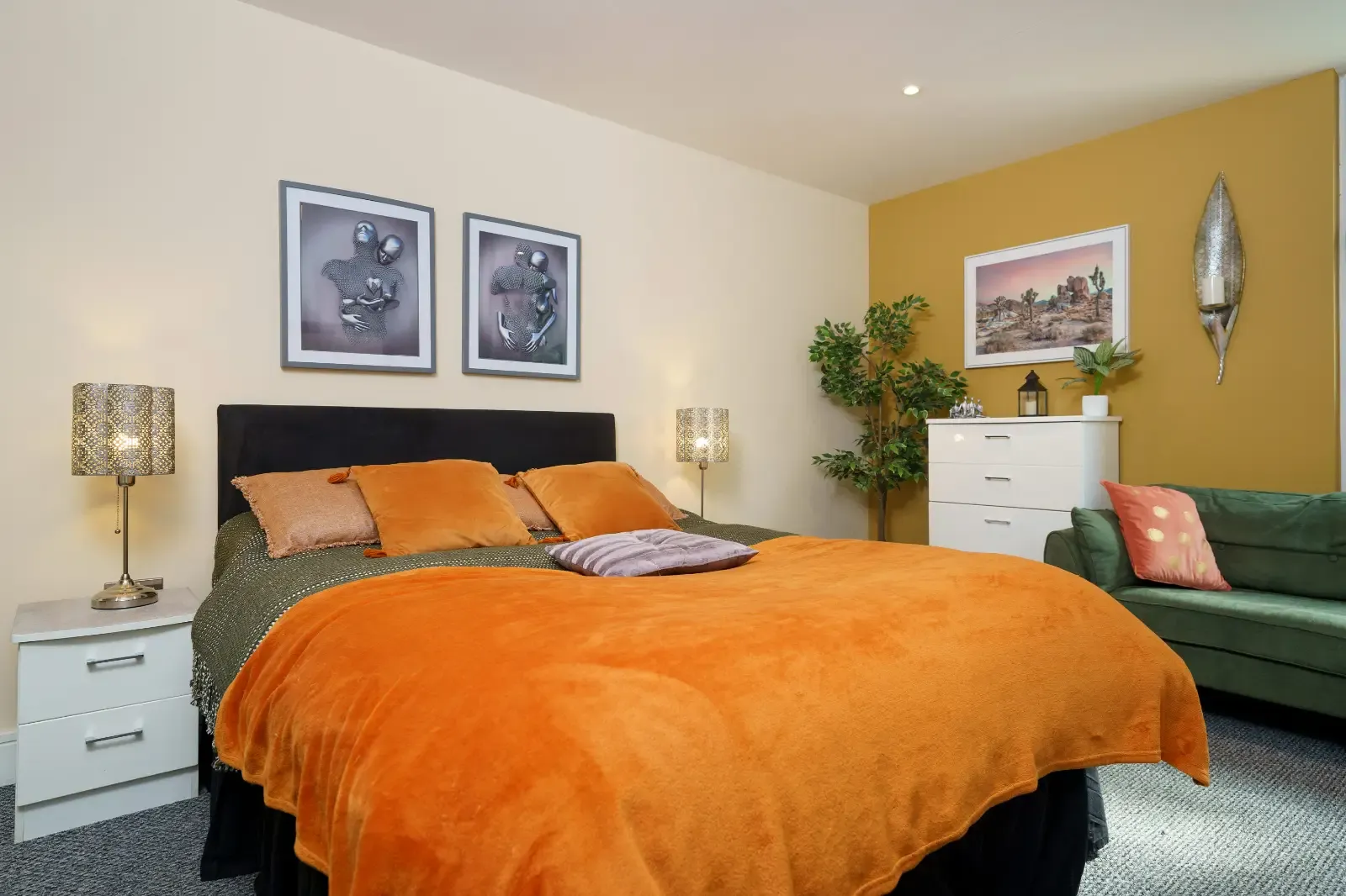 View Cobalt Point Apartment in 38 Millharbour, E14 9JT Cobalt Point Apartment in 38 Millharbour, E14 9JT - Property image 12 - VivreStays