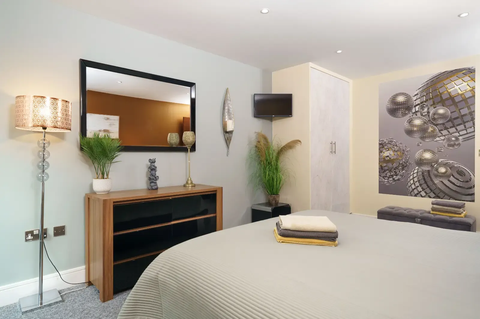 Denison Apartment in 20 Lanterns Way, Tower Hamlets, London, E14 9JG, United Kingdom - Property image 5 - VivreStays