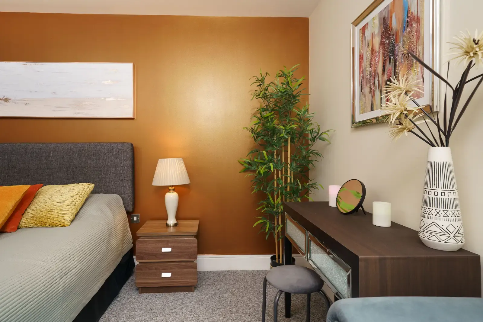 Denison Apartment in 20 Lanterns Way, Tower Hamlets, London, E14 9JG, United Kingdom - Property image 9 - VivreStays
