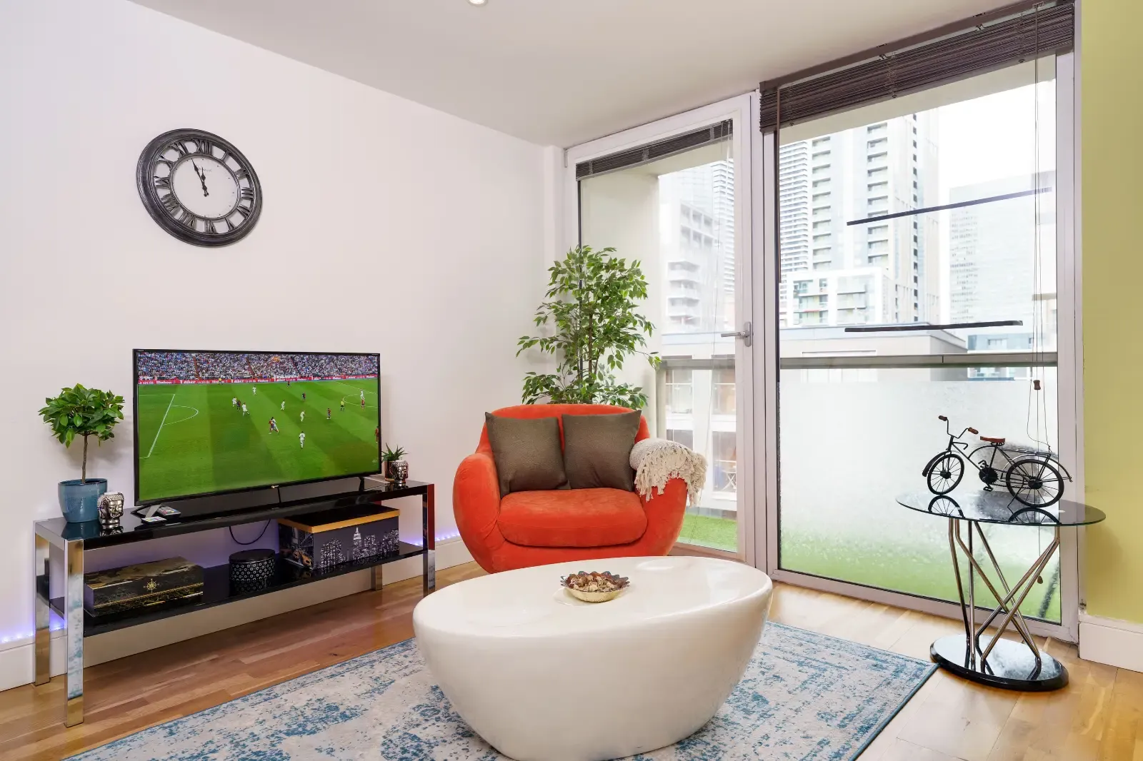 Denison Apartment in 20 Lanterns Way, Tower Hamlets, London, E14 9JG, United Kingdom - Property image 10 - VivreStays