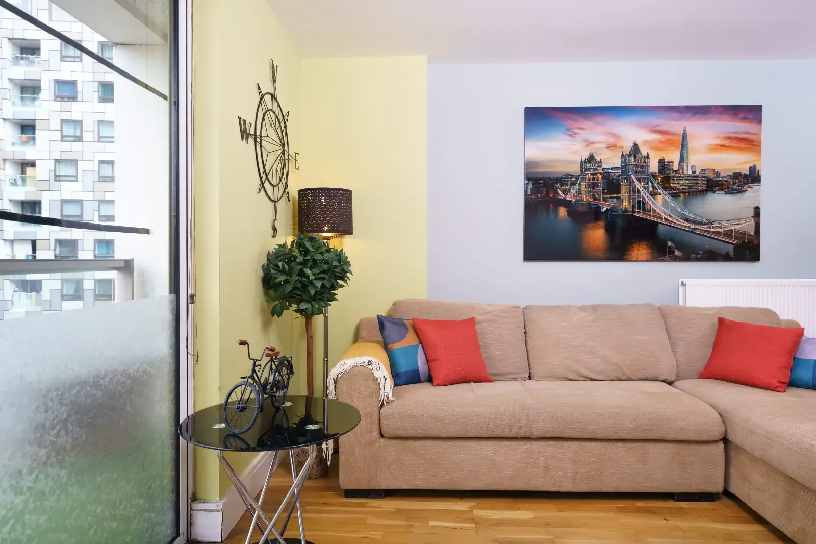 Denison Apartment in 20 Lanterns Way, Tower Hamlets, London, E14 9JG, United Kingdom - Property image 13 - VivreStays