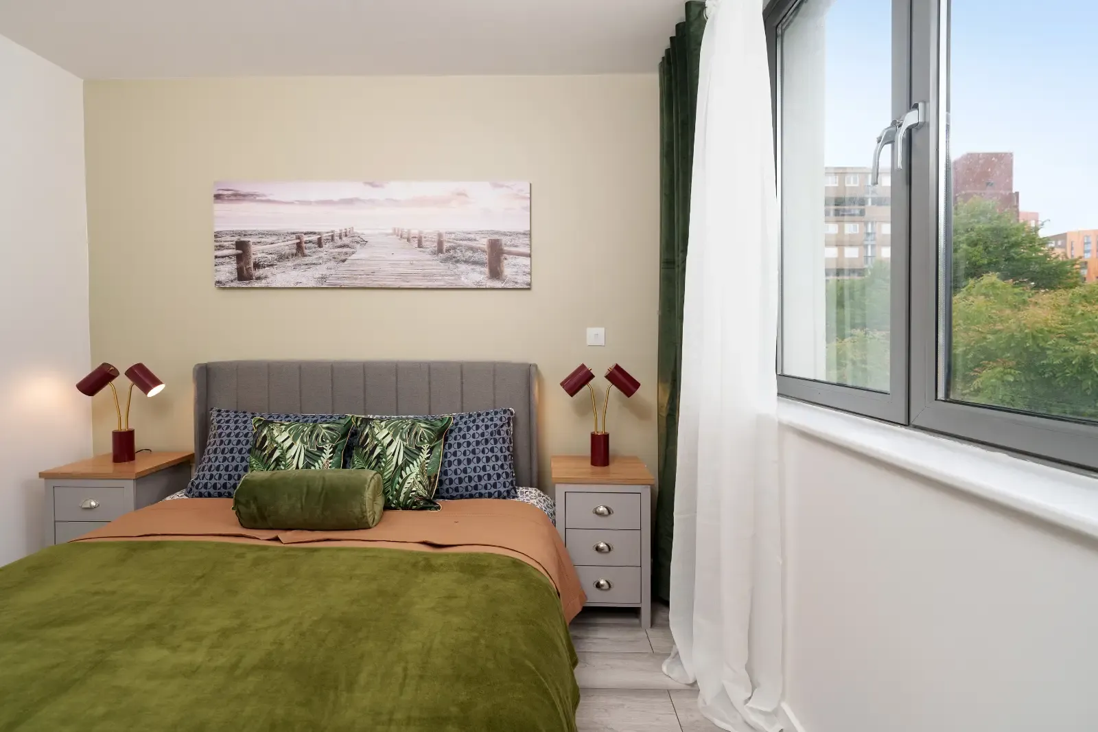 View Queen of the Isle Apartment in E14 3NY, London, Greater London, England, United Kingdom Queen of the Isle Apartment in E14 3NY, London, Greater London, England, United Kingdom - Property image 4 - VivreStays