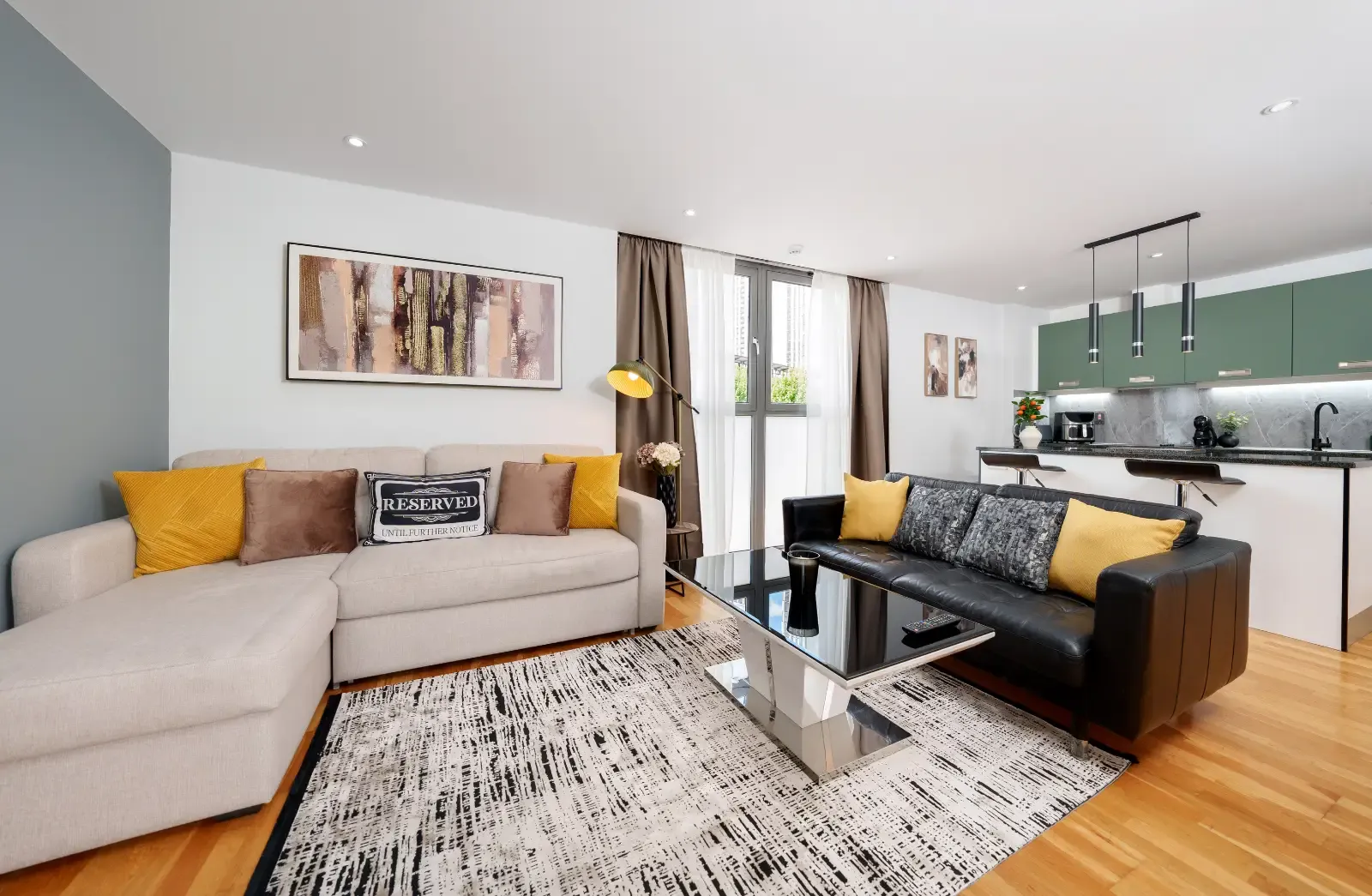 Queen of the Isle Apartment serviced apartment - London - VivreStays