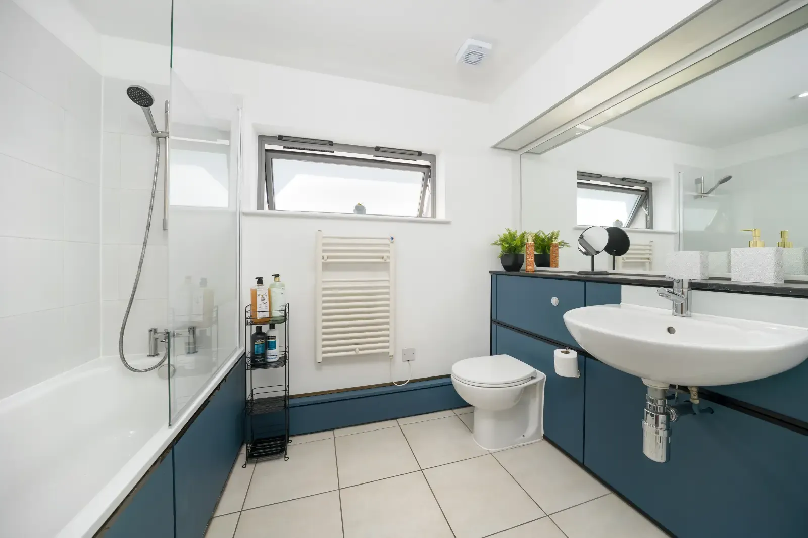 View Manhattan Apartment in E14 3NY, London, Greater London, England, United Kingdom Manhattan Apartment in E14 3NY, London, Greater London, England, United Kingdom - Property image 11 - VivreStays