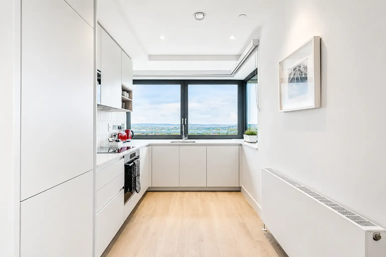 Oasis Way - 1 Bed in 2 Oasis Way, Brent, Wembley, HA9 6FH, United Kingdom - Property image 17 - VivreStays